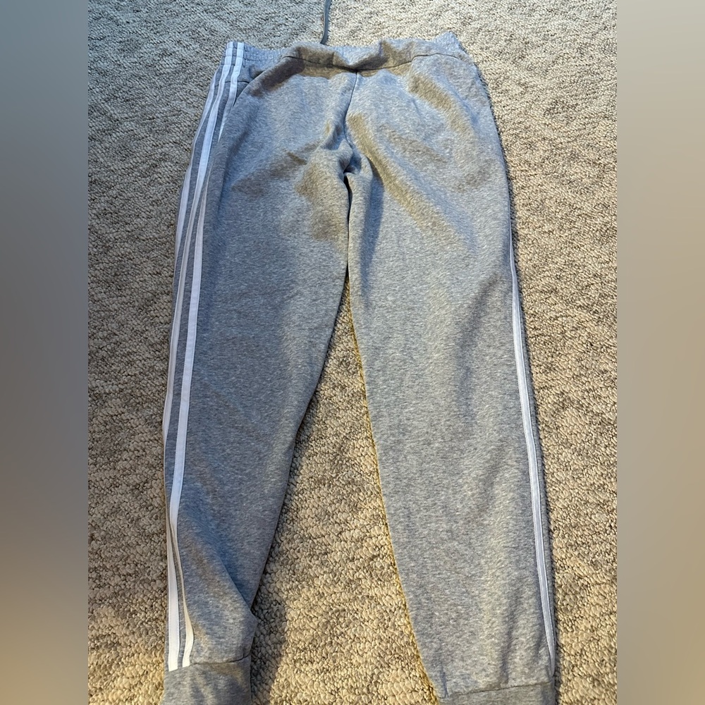 grey adidas sweatpants
